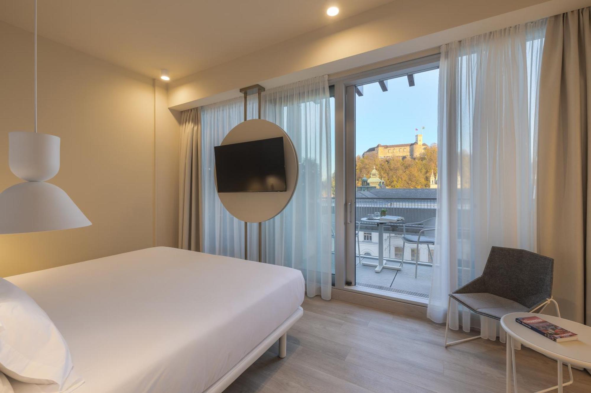 Hotel Occidental Lubiana Esterno foto